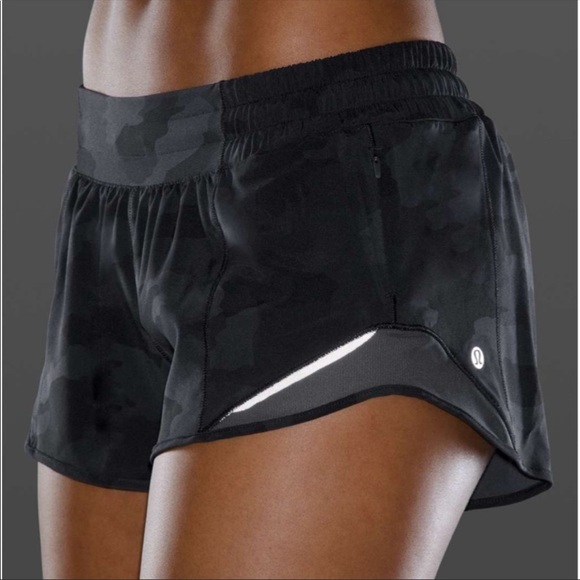 lululemon athletica Pants - New Lululemon Hotty Hot Short High-Rise 2.5”